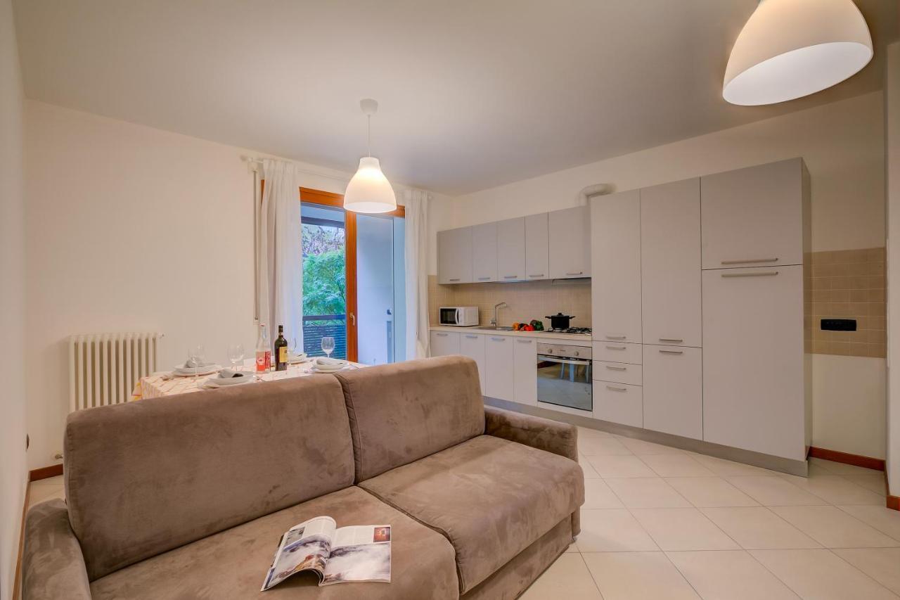 Magnolia - Happy Rentals Laveno-Mombello Exterior foto